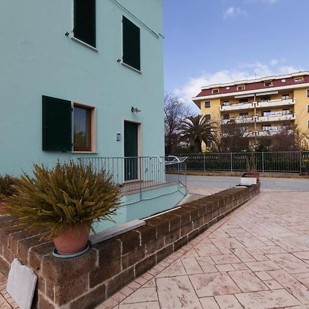 Guest House Il Faro San Benedetto del Tronto Exterior photo